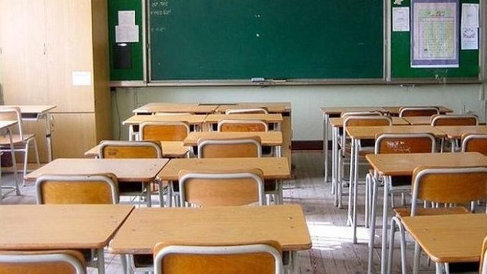 Napoli, si suicida il prof accusato di abusi sessuali su due studentesse